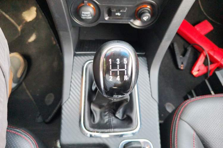 Used Geely Auto Vision 2017 1.5L Manual Happiness Edition Gear Lever