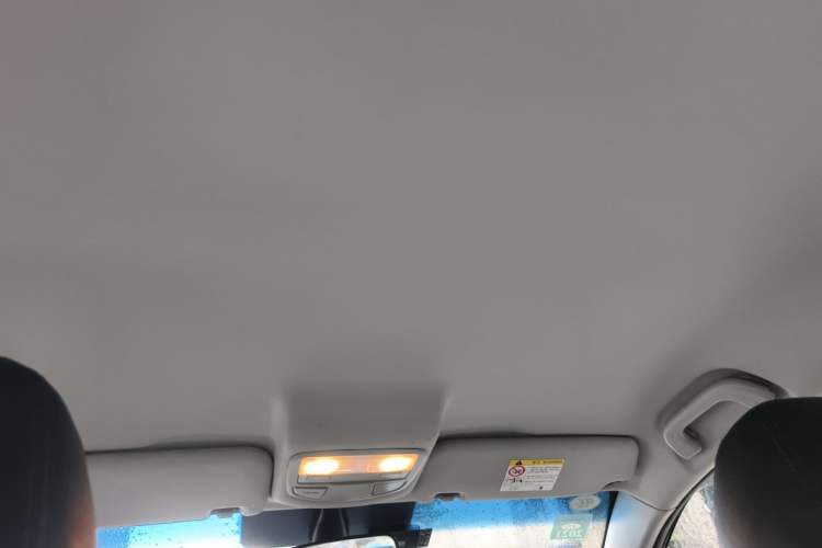 Used Geely Auto Vision 2017 1.5L Automatic Happiness Edition Headliner