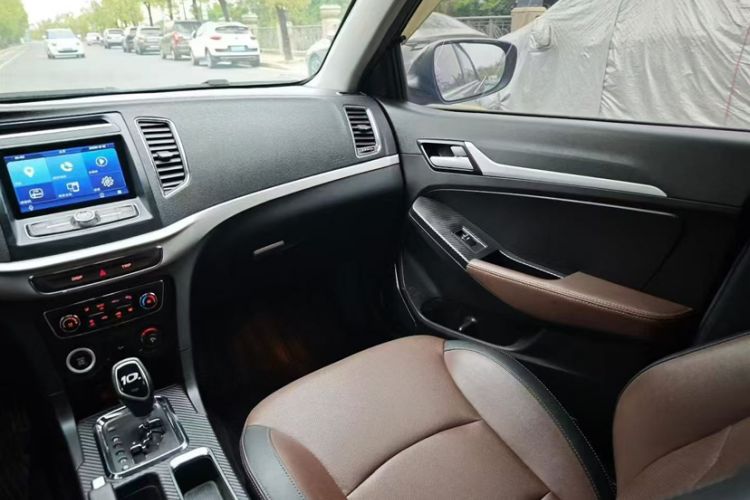 Used Geely Auto Vision 2017 1.5L Automatic Happiness Edition Interior 2