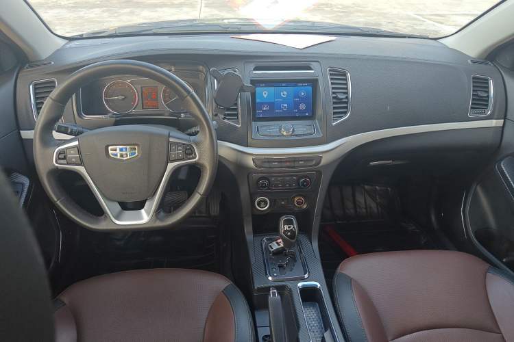 Used Geely Auto Vision 2017 1.5L Automatic Happiness Edition Interior 3