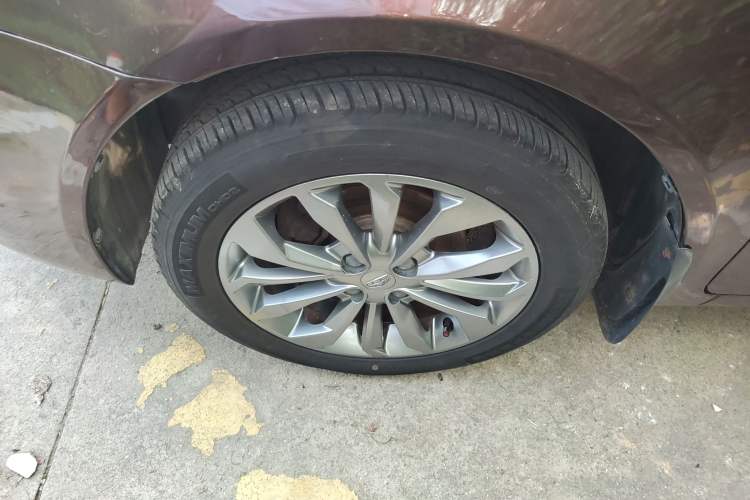 Used Geely Auto Vision 2017 1.5L Manual Happiness Edition Left Front Wheel Hub
