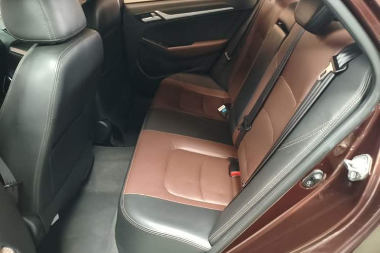 Used Geely Auto Vision 2017 1.5L Automatic Happiness Edition Left Rear Seat