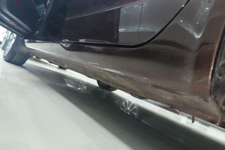 Used Geely Auto Vision 2017 1.5L Manual Happiness Edition Left Side Sill