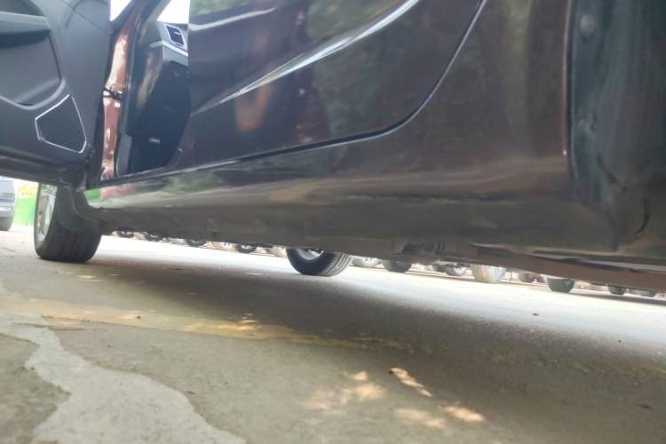 Used Geely Auto Vision 2017 1.5L Manual Happiness Edition Left Side Sill