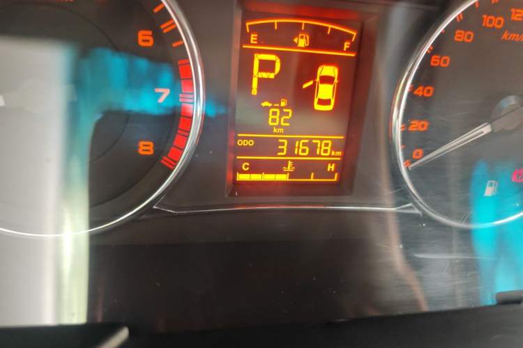Used Geely Auto Vision 2017 1.5L Automatic Happiness Edition Odometer Close Up