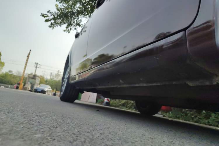 Used Geely Auto Vision 2017 1.5L Manual Happiness Edition Right Side Sill