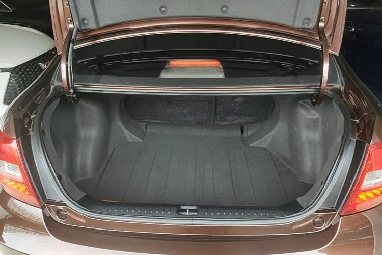 Used Geely Auto Vision 2017 1.5L Manual Happiness Edition Trunk