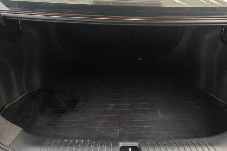 Used Geely Auto Vision 2017 1.5L Manual Happiness Edition Trunk