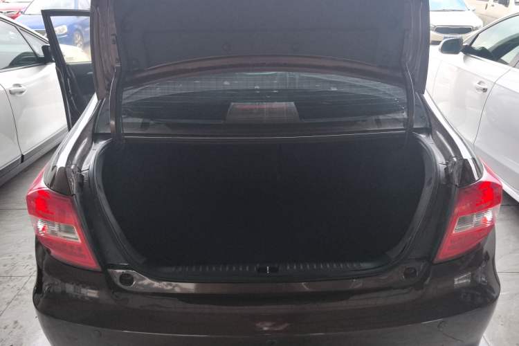 Used Geely Auto Vision 2017 1.5L Manual Happiness Edition Trunk