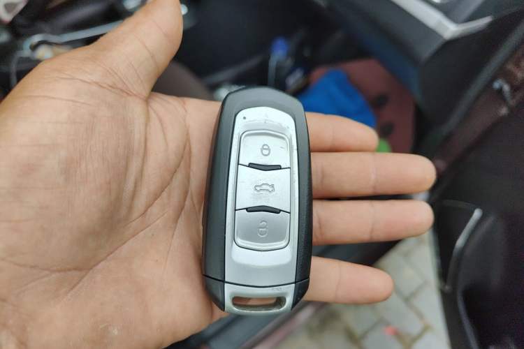 Used Geely Auto Vision 2017 1.5L Automatic Happiness Edition Vehicle Key