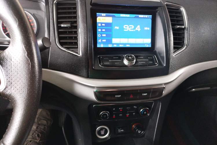 Used Geely Auto Vision 2017 1.5L Automatic Happiness Edition Audio And AC Panel