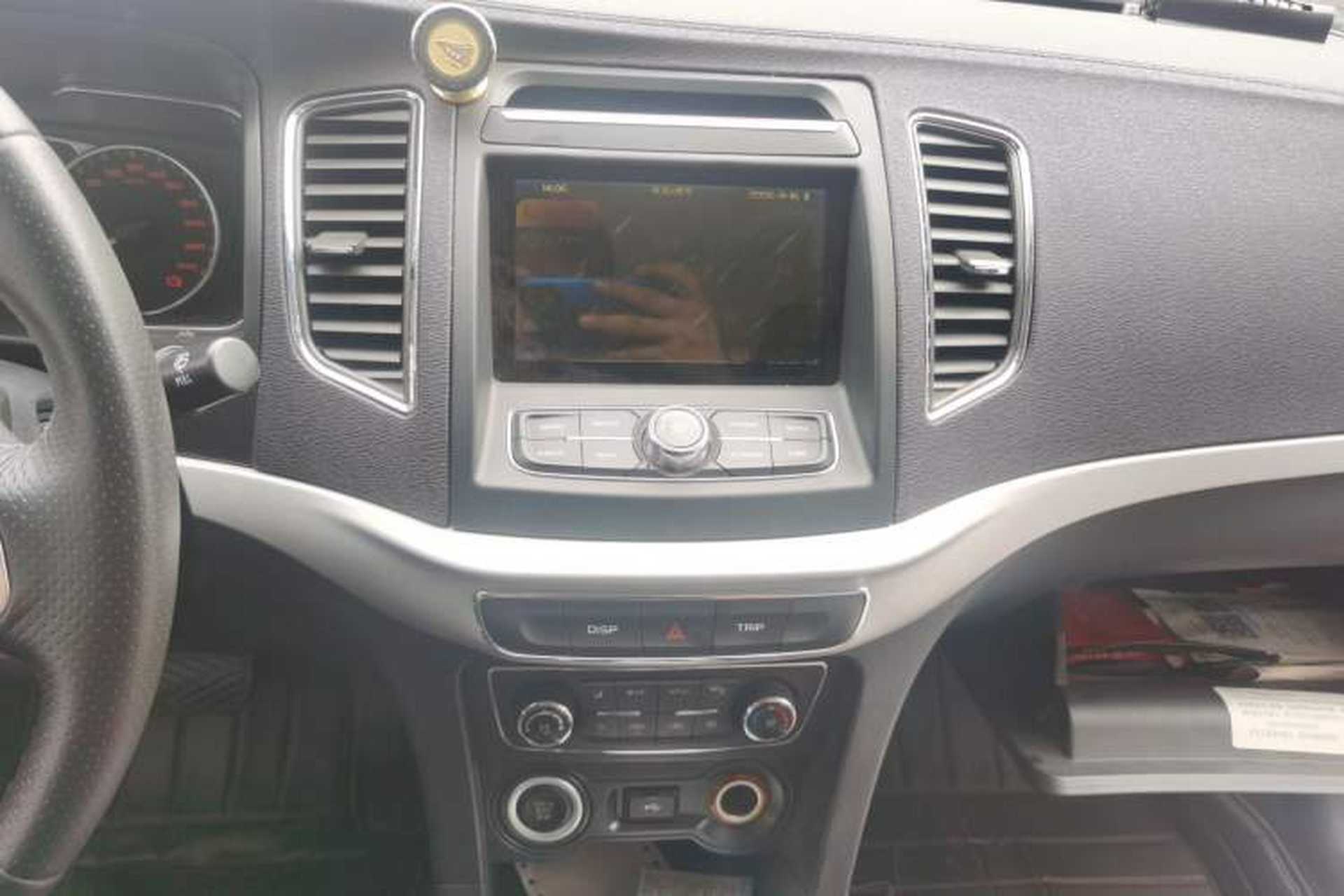 Used Geely Auto Vision 2017 1.5L Automatic Happiness Edition Audio And AC Panel