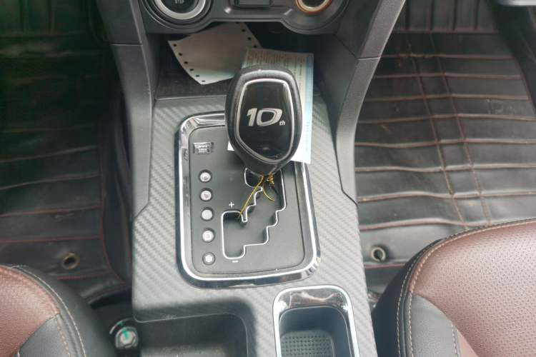 Used Geely Auto Vision 2017 1.5L Automatic Happiness Edition Gear Lever