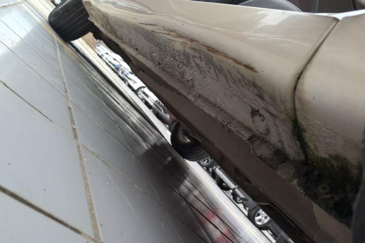 Used Geely Auto Vision 2017 1.5L Automatic Happiness Edition Right Side Sill