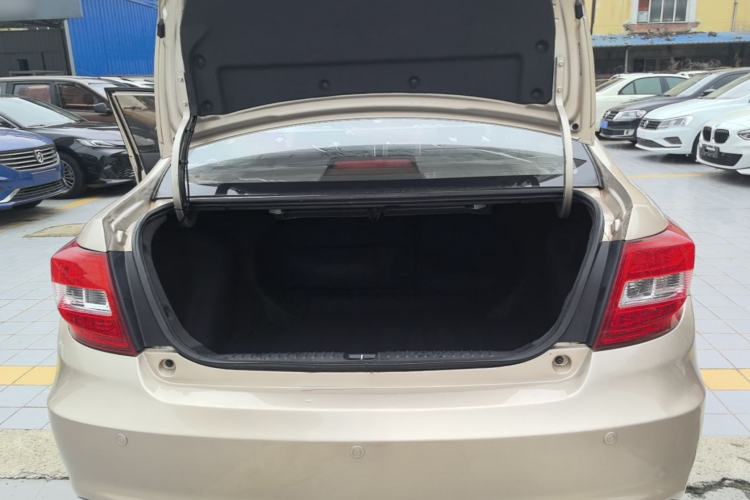 Used Geely Auto Vision 2017 1.5L Automatic Happiness Edition Trunk