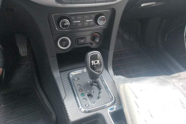Used Geely Auto Vision 2017 1.5L Automatic Happiness Edition Gear Lever