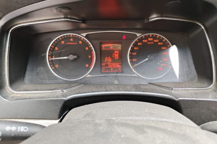 Used Geely Auto Vision 2017 1.5L Manual Happiness Edition Odometer Close Up