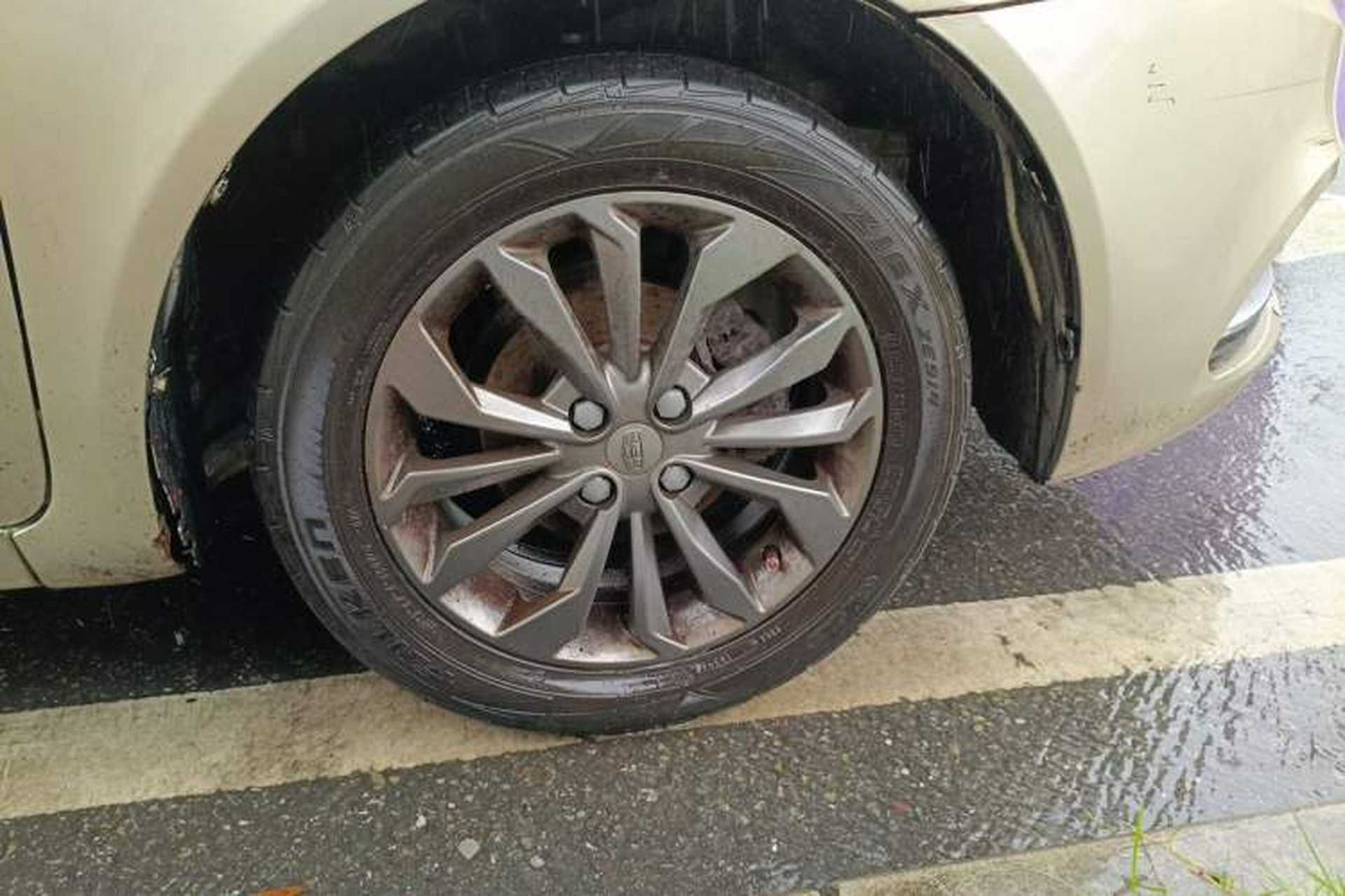 Used Geely Auto Vision 2017 1.5L Automatic Happiness Edition Right Front Wheel Hub