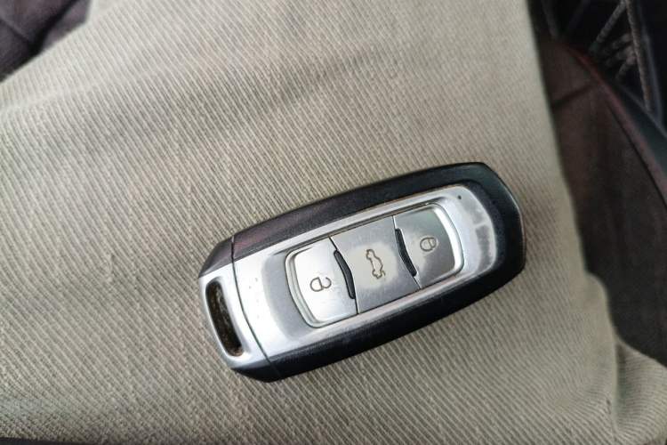 Used Geely Auto Vision 2017 1.5L Automatic Happiness Edition Vehicle Key
