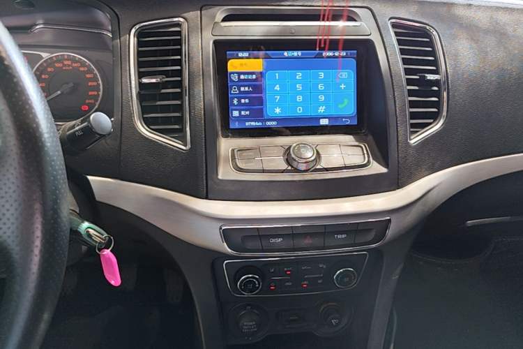 Used Geely Auto Vision 2017 1.5L Manual Happiness Edition Audio And AC Panel