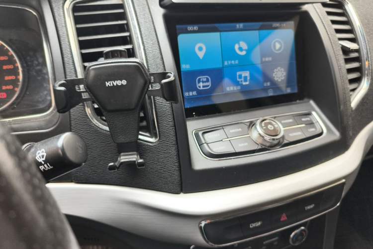 Used Geely Auto Vision 2017 1.5L Manual Happiness Edition Audio And AC Panel