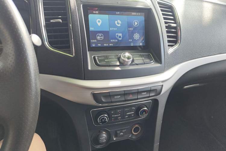 Used Geely Auto Vision 2017 1.5L Manual Happiness Edition Audio And AC Panel