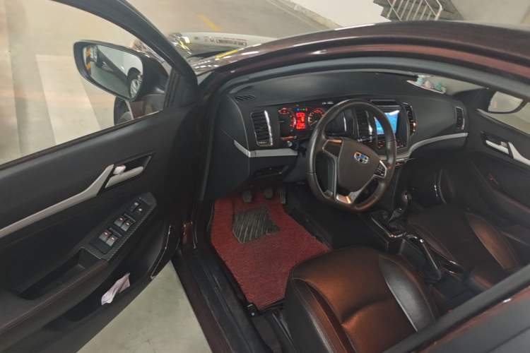 Used Geely Auto Vision 2017 1.5L Manual Happiness Edition Driver Seat
