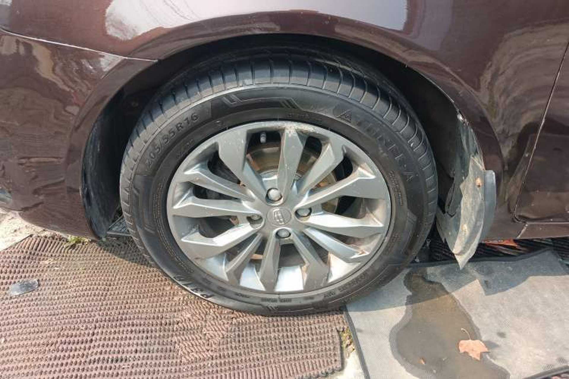 Used Geely Auto Vision 2017 1.5L Automatic Happiness Edition Exterior 4