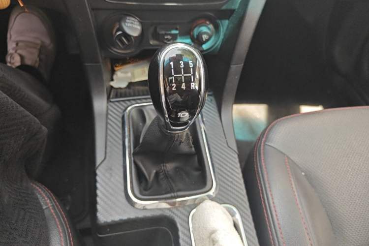Used Geely Auto Vision 2017 1.5L Manual Happiness Edition Gear Lever