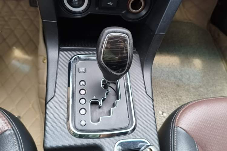 Used Geely Auto Vision 2017 1.5L Automatic Happiness Edition Gear Lever
