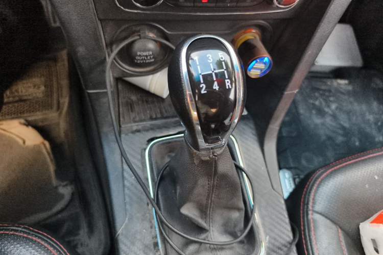 Used Geely Auto Vision 2017 1.5L Manual Happiness Edition Gear Lever