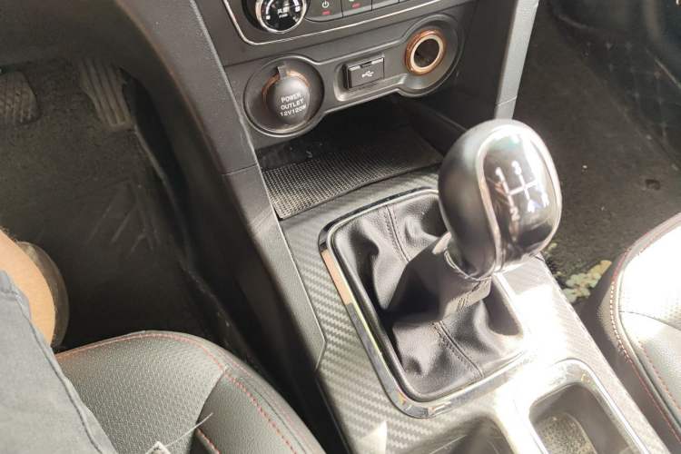 Used Geely Auto Vision 2017 1.5L Manual Happiness Edition Gear Lever