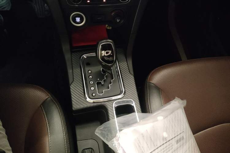 Used Geely Auto Vision 2017 1.5L Automatic Happiness Edition Gear Lever