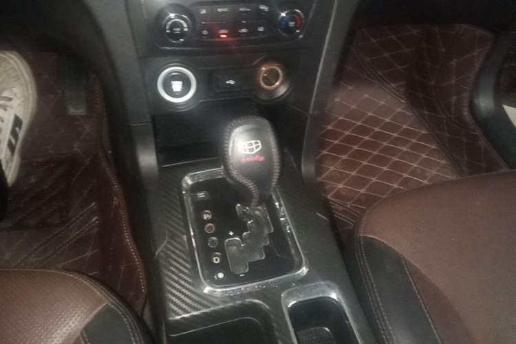 Used Geely Auto Vision 2017 1.5L Automatic Happiness Edition Gear Lever