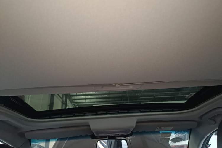 Used Geely Auto Vision 2017 1.5L Manual Happiness Edition Headliner