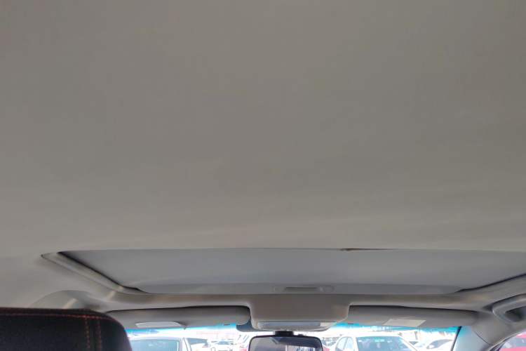 Used Geely Auto Vision 2017 1.5L Manual Happiness Edition Headliner