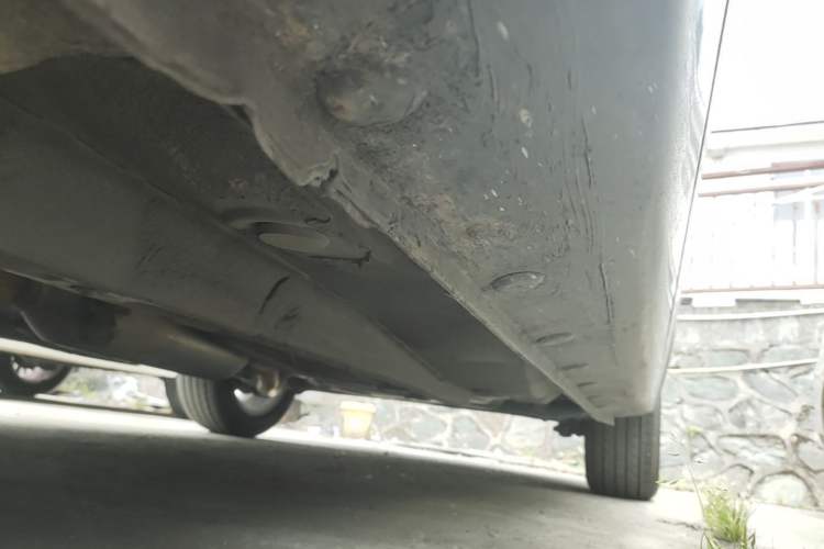 Used Geely Auto Vision 2017 1.5L Manual Happiness Edition Left Side Sill