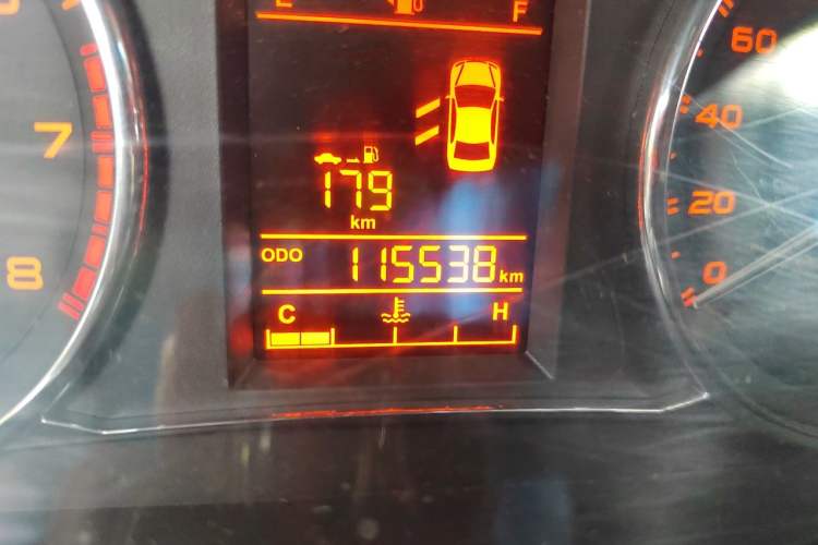 Used Geely Auto Vision 2017 1.5L Manual Happiness Edition Odometer Close Up
