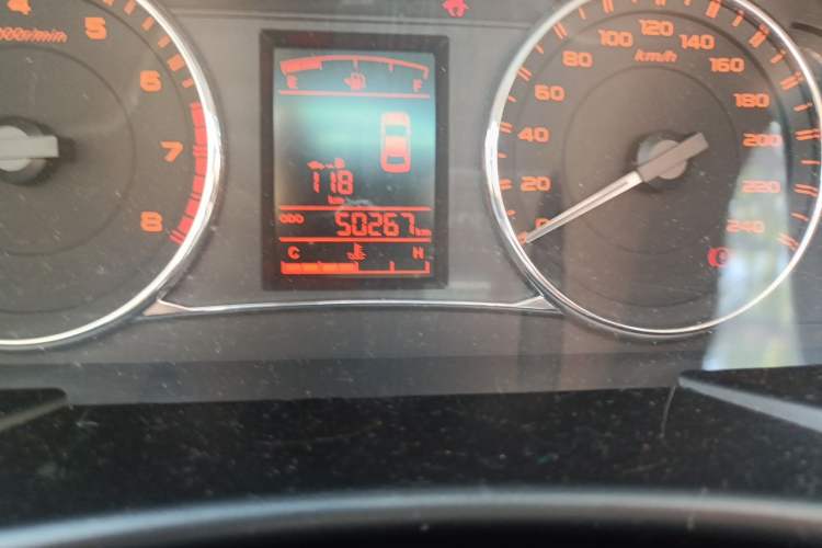 Used Geely Auto Vision 2017 1.5L Manual Happiness Edition Odometer Close Up
