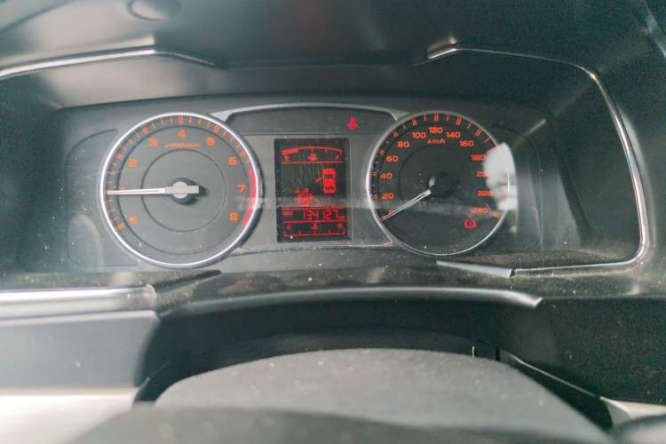 Used Geely Auto Vision 2017 1.5L Manual Happiness Edition Odometer Close Up