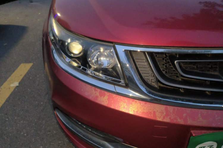 Used Geely Auto Vision 2017 1.5L Automatic Happiness Edition Right Front Headlight