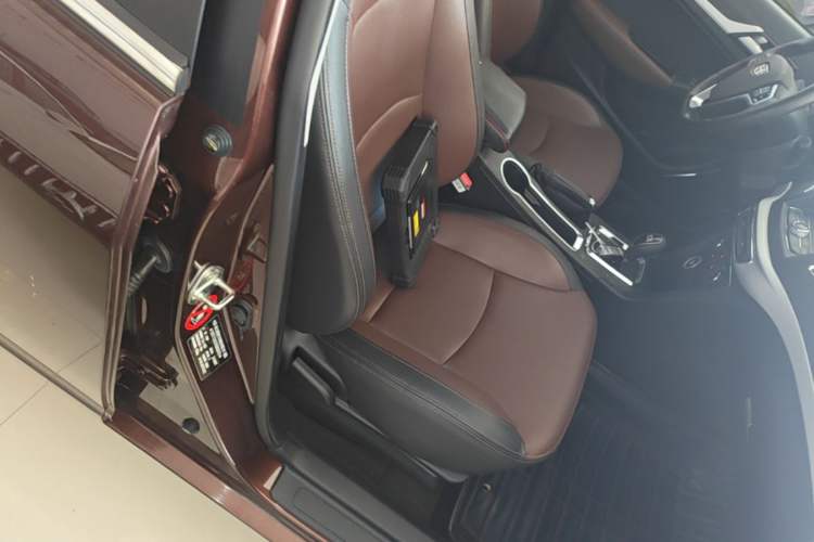 Used Geely Auto Vision 2017 1.5L Automatic Happiness Edition Right Front Seat
