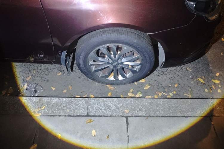 Used Geely Auto Vision 2017 1.5L Manual Happiness Edition Right Front Wheel Hub