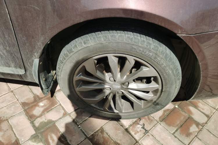 Used Geely Auto Vision 2017 1.5L Manual Happiness Edition Right Front Wheel Hub