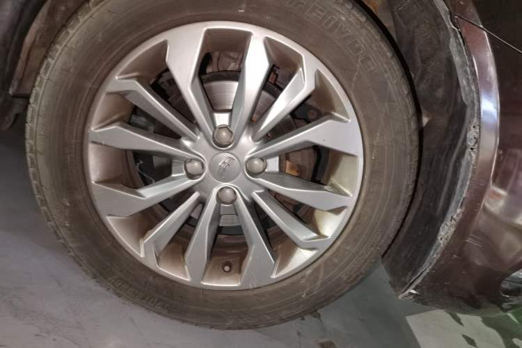Used Geely Auto Vision 2017 1.5L Manual Happiness Edition Right Front Wheel Hub
