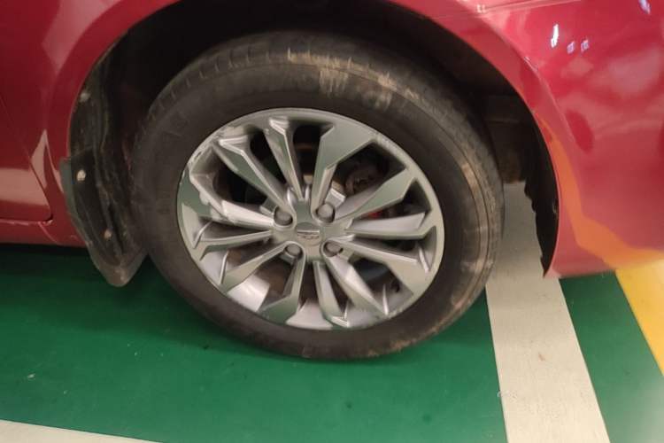 Used Geely Auto Vision 2017 1.5L Automatic Happiness Edition Right Front Wheel Hub