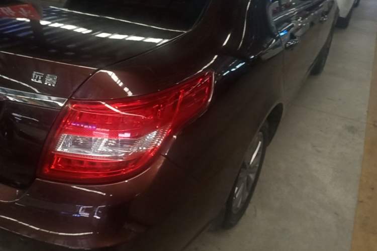 Used Geely Auto Vision 2017 1.5L Automatic Happiness Edition Right Rear Taillight