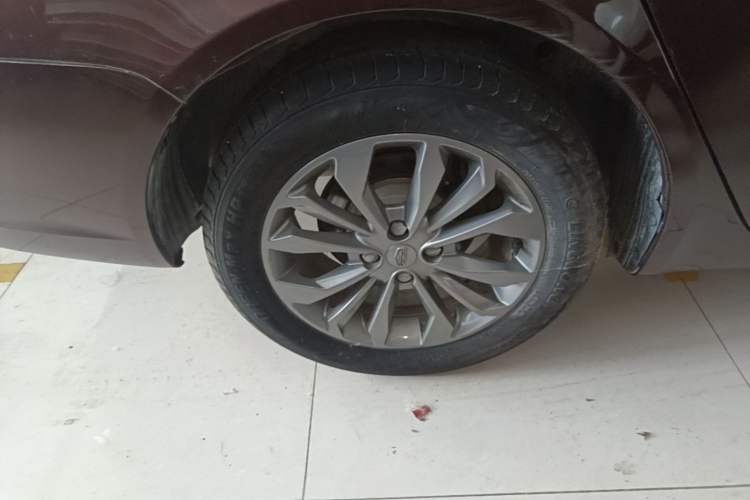 Used Geely Auto Vision 2017 1.5L Manual Happiness Edition Right Rear Wheel Hub