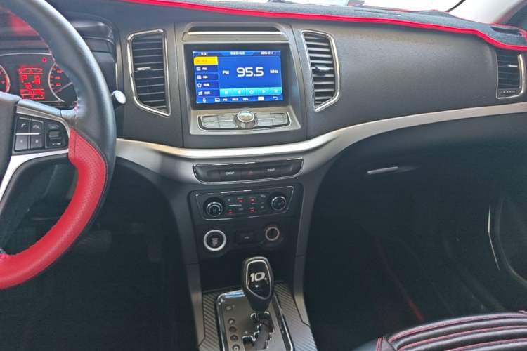 Used Geely Auto Vision 2017 1.5L Automatic Happiness Edition Audio And AC Panel