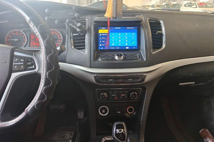 Used Geely Auto Vision 2017 1.5L Automatic Happiness Edition Audio And AC Panel
